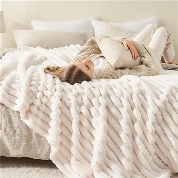 Super Soft Throw Blanket Ivory Premium Silky Flannel Fleece 3D Ribbed Jacquard - Picture 5 of 7